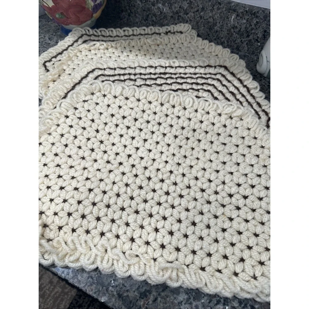 Vintage Placemats yarn crochet kitchen(4 total) Brown and Beige handmade Thick